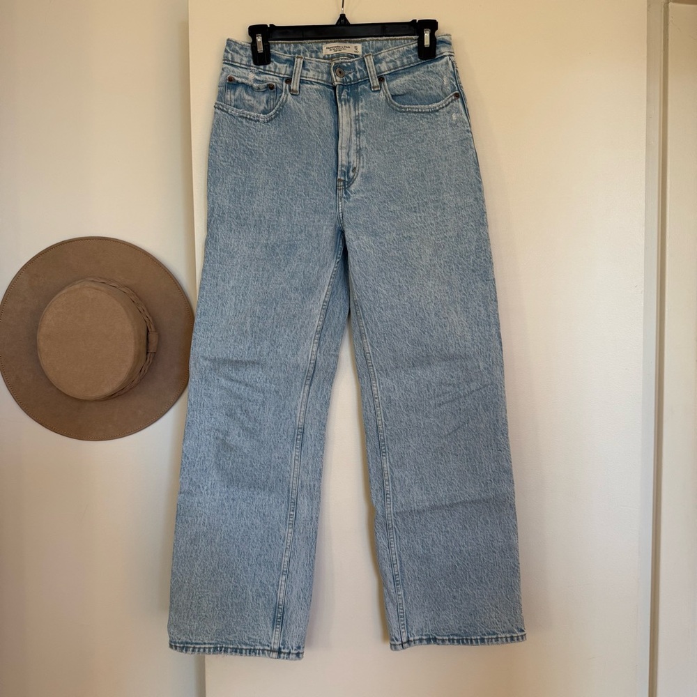 Abercrombie 90s relaxed high rise Jean